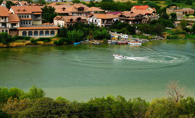 The boat makes a sharp turn on the beach in Mtskheta