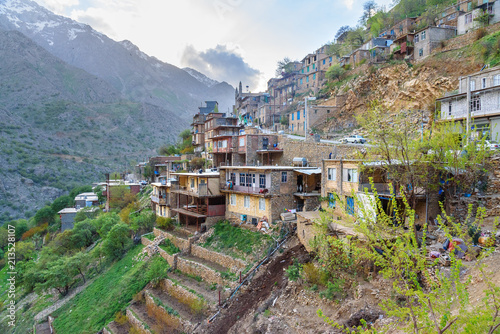 Howraman village in Zagros Mountain. Kurdistan Province, Iran. Fototapete