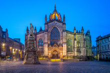 Night View Of St Giles Cathedral In Edinburgh