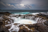 Fototapeta Fototapety z naturą - Ocean blowhole splash