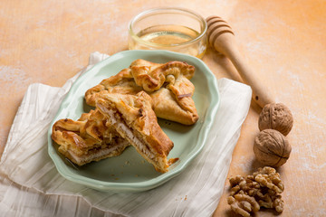 Sticker - panzerotti filled with chicken meat honey and nuts