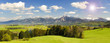 Panorama Landschaft in Bayern mit Alpen im Allgäu am  Forggensee