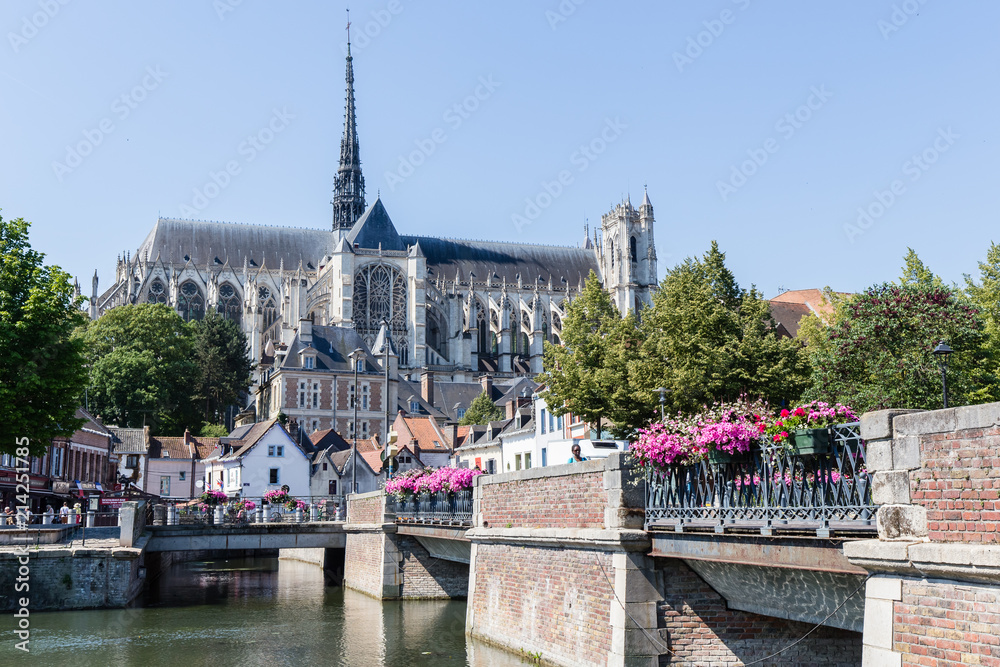 the cathedral of Amiens - obrazy, fototapety, plakaty 