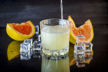 grapefruit drink with ice