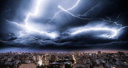 Big thunderstorm over the city