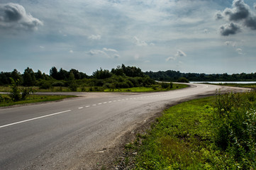 A winding road leaving into the distance