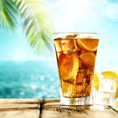 Poster - Summer drink of ice tea and palm 