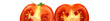 zwei halbe Tomaten isoliert auf weißem Hintergrund