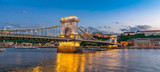 Fototapeta Londyn - Chain Bridge (panoramic early blue hour)