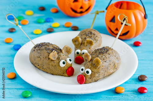 Mice Cakes Funny And Spooky Halloween Treats Creative Food Ideas For Kids Buy This Stock Photo And Explore Similar Images At Adobe Stock Adobe Stock