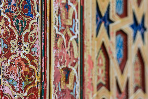 Fotografie, Obraz Closeup of beautiful ornately decorated Moroccan door