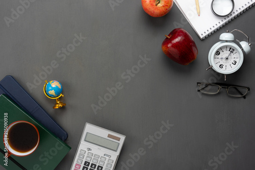 Fotografie, Obraz Table top view aerial image of decorations education for back to school mock up background concept