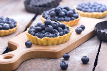 Tartlets With Blueberry