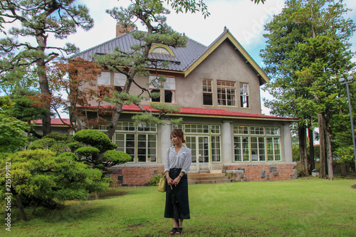 Fotografie, Obraz 家, くつろいで, 建築, ビル, 草, 外側, 空, 住居に適した, 天井, コテージ, 芝, 新しい, カップル, 緑, 煉瓦, 古い, 風景, 不動産,
