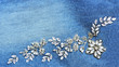 Jeans Detail  - Perlenstickerei - Patches - Blumenranke aus Edelsteinen