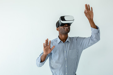 Curious afro american mna testing VR goggles