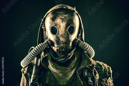 Fotografía Close up portrait of nuclear post-apocalypse survivor, living underground mutant