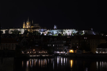 Ponte Carlo di Notte