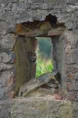 Fenetre en ruine