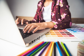 Fototapete - designer graphic creative ,creativity woman  working on laptop and designing  coloring color ideas style