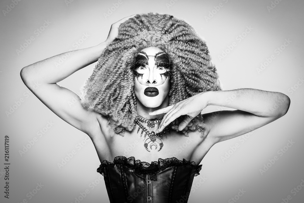 glamorous drag queen - obrazy, fototapety, plakaty 