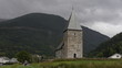 Historische Steinkirche in Hove, Sognefjord, Norwegen