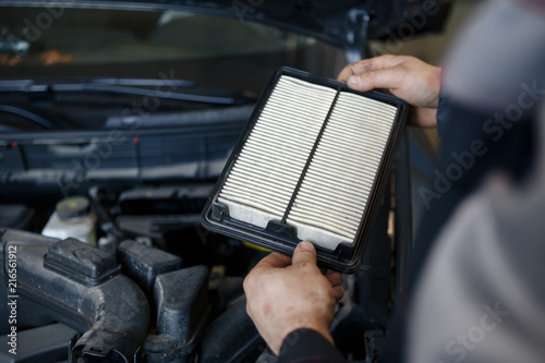 Fotografía worn cabin air conditioner filter of car