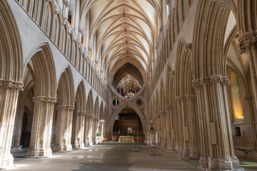 wells cathedral nave and scissor arch