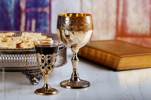 Fotografie, Obraz Holy communion on wooden table on church