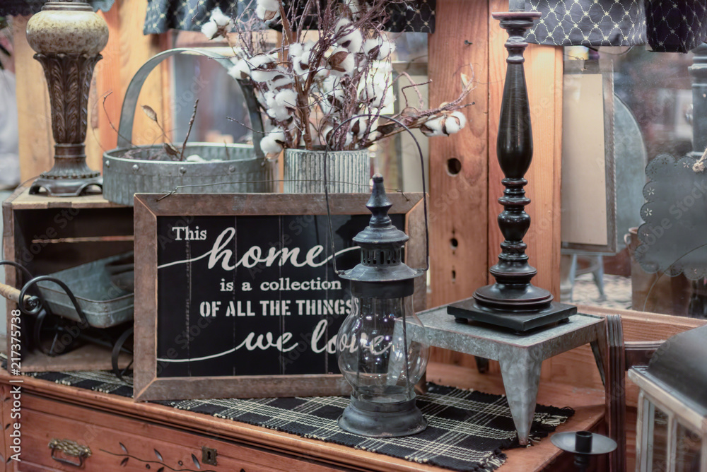 Obraz na płótnie Tabletop display of rustic decorative items for the home w salonie