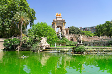 Wall Mural - famous Park de la Ciutadella of Barcelona, Spain, toned