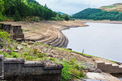 Fotografie, Obraz View of Derwent Dam and Reservoir, Upper Derwent Valley, Peak District National