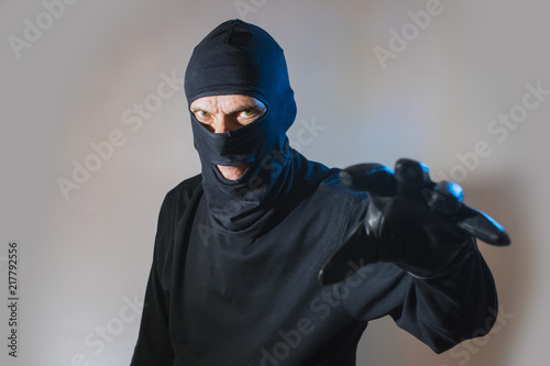 Fotomural criminal terrorist the thief the robber