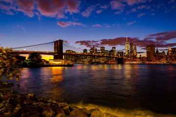 Wall Mural - New York Skyline with Brooklyn Bridge Hudson River Manhatten Twi