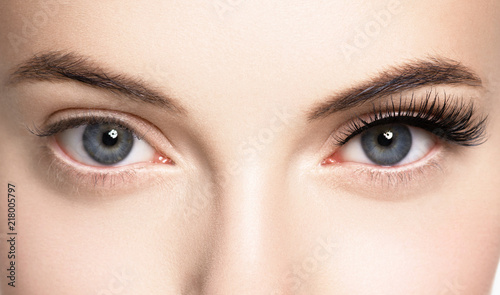 Fotografía Lashes woman face eyes closeup