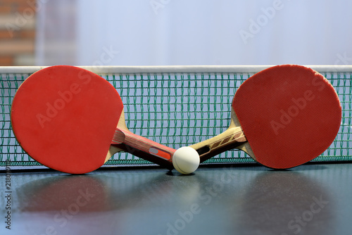 Foto-Schiebegardine mit Schienensystem - Table tennis rackets and balls game (von Gedeminas)