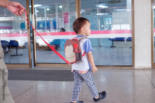 backpack for 2 year old boy