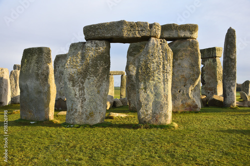 stonehenge-jedna-z-najpopularniejszych-atrakcji-wielkiej-brytanii