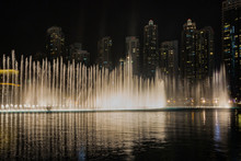 Dubai Dancing Fountain Free Stock Photo - Public Domain Pictures