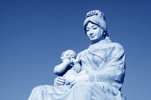 Child Woman Sculpture, Chinese Traditional Style Of Women's Image