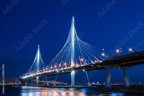  Fototapeta most nocą   petersburg-most-noca-w-iluminacji-swiatel