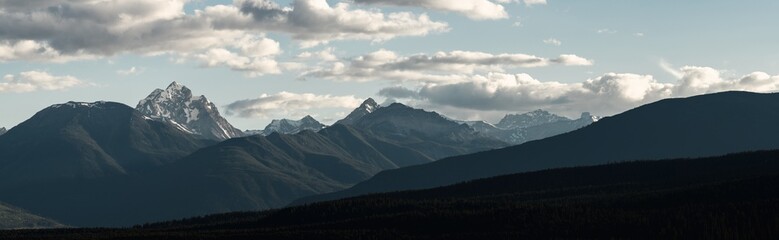 Wall Mural - panorama of mt delphine at dusk in the purcell mountain range, canada