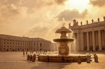 Fototapete - Saint Peter's basilica in St Peter's square in Vatican, Rome Italy