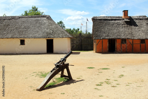 Photographie Recreated interior of the James Fort at the historic Jamestown Settlement, Virgi