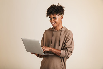 Canvas Print - Portrait of a smiling young afro american man