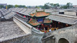 Blick auf historische Häuserdächer, China