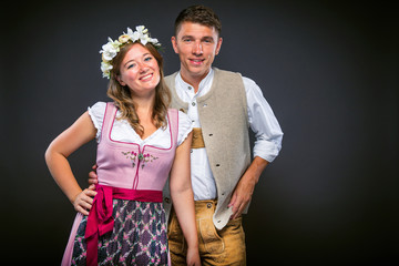 Poster - Oktoberfest, Frau und mann in Bayerischer Tracht