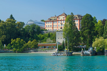 Wall Mural - Deutschordenschloss auf der Insel Mainau, Bodensee