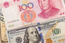 100 Chinese And USA Bank Notes