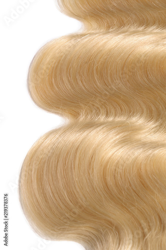 Body Wave Wavy Bleached Golden Blonde Human Hair Weaves Extensions Bundles Kaufen Sie Dieses Foto Und Finden Sie Ahnliche Bilder Auf Adobe Stock Adobe Stock